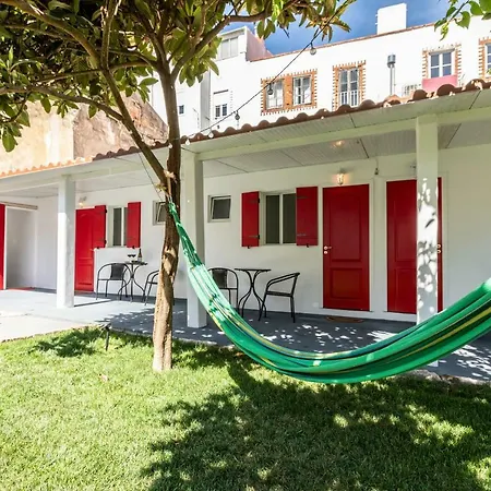 Lisbon Secret Garden 3 Sun Loungers