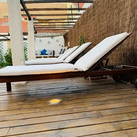 Lisbon Secret Garden 3 Sun Loungers
